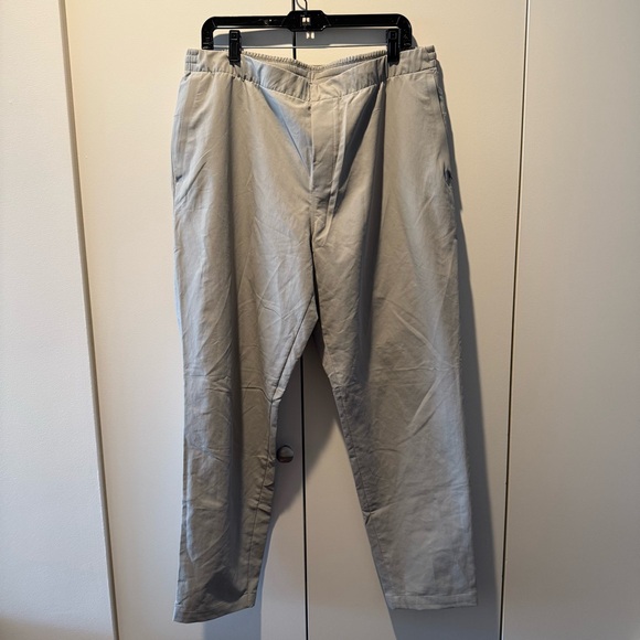 Lululemon New Venture Classic Pants - XL - Picture 1 of 4